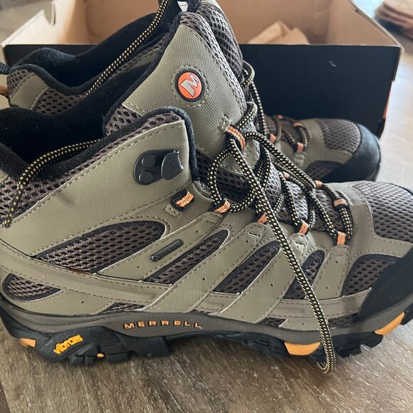 Men’s Merrell Moab 2 Mid GTX Hiking Boots - Size 11 - “Walnut” colorway. main image 6